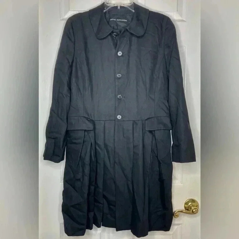 Woman MASAKI MATSUSHIMA Black wool button l/s pleated long coat sz 4 EUC pockets